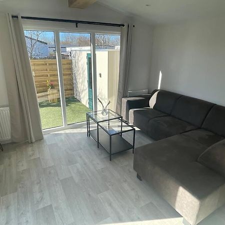 Cozy Chalet At The Beach In Petten, Netherlands 外观 照片