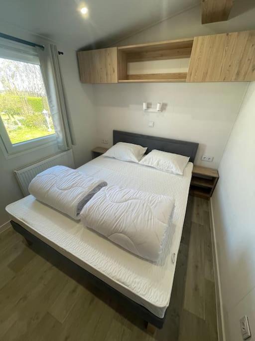 Cozy Chalet At The Beach In Petten, Netherlands 外观 照片